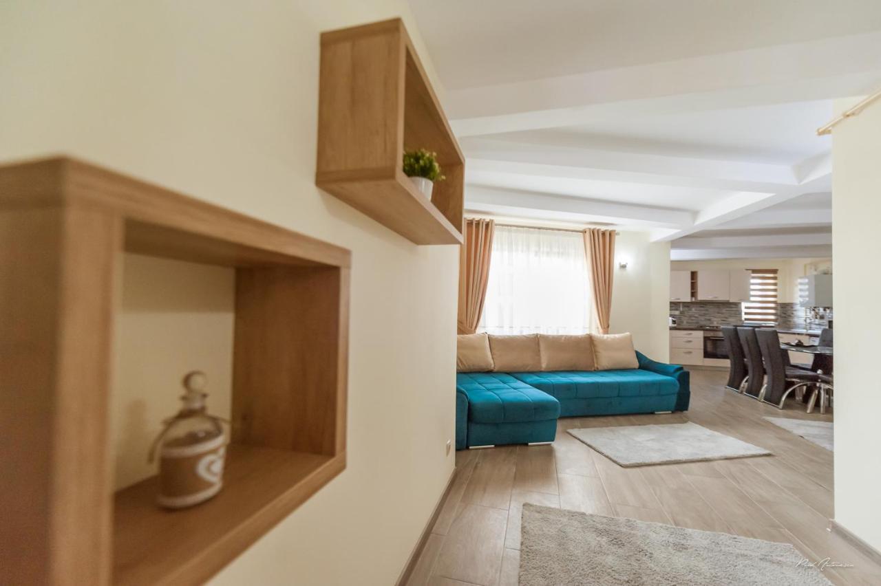 Dany Rent A Home Pitesti Luaran gambar